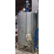 Cuve inox verticale agitée env. 6000 Litres