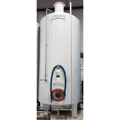 Cuve plastique env. 13000 Litres