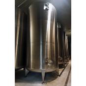 Cuve inox verticale env. 24000 Litres