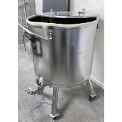 Cuve inox verticale env. 300 Litres