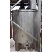 Ensemble de 2 Cuves inox de mélange env. 2500 Litres avec plateforme